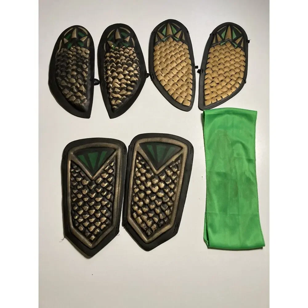 Dragon Slayer Ninja Halloween Costume. 9 Pieces. Child Size Large (12-14). EUC